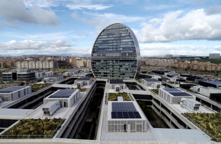 Reuniones informativas para los accionistas de Banco Sabadell: cuándo y dónde serán