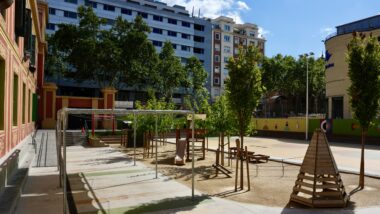 Cerca de 65 millones de euros para mejorar los equipamientos de 104 centros educativos | Info Barcelona