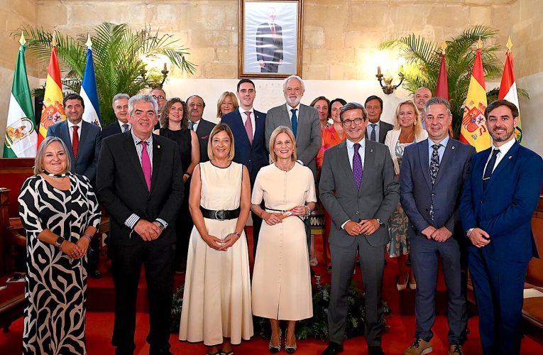Jerez y Haro rubrican sus lazos de amistad y colaboración con el acto de hermanamiento en el Cabildo Viejo de nuestra ciudad