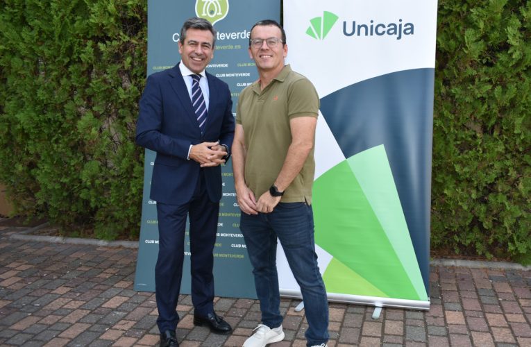 Renovación del acuerdo con el Club Natación Toledo Monteverde para impulsar este deporte