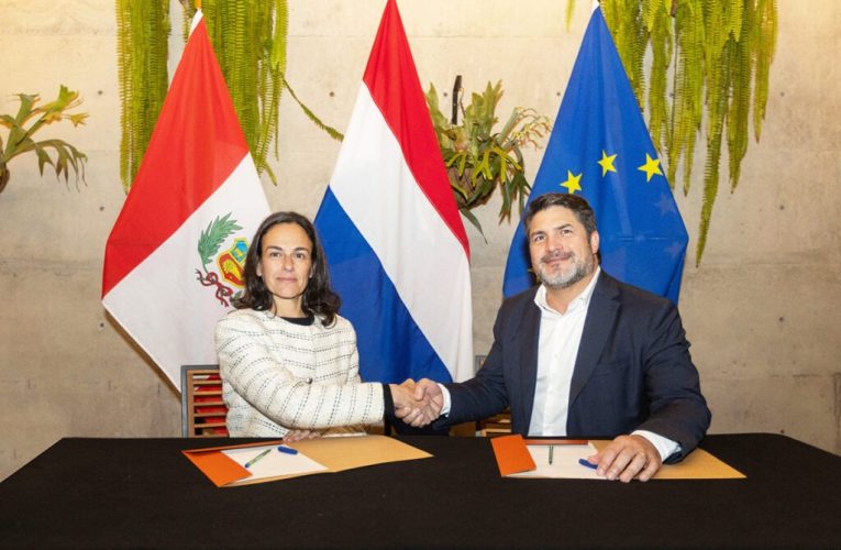 BBVA y FMO suscriben un convenio para impulsar el financiamiento para mujeres emprendedoras en Perú