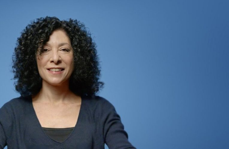 Leila Guerriero: “A los buenos maestros les debemos la vida”