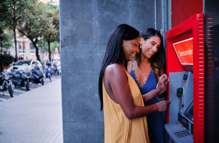 Conoce todos los detalles sobre las comisiones bancarias