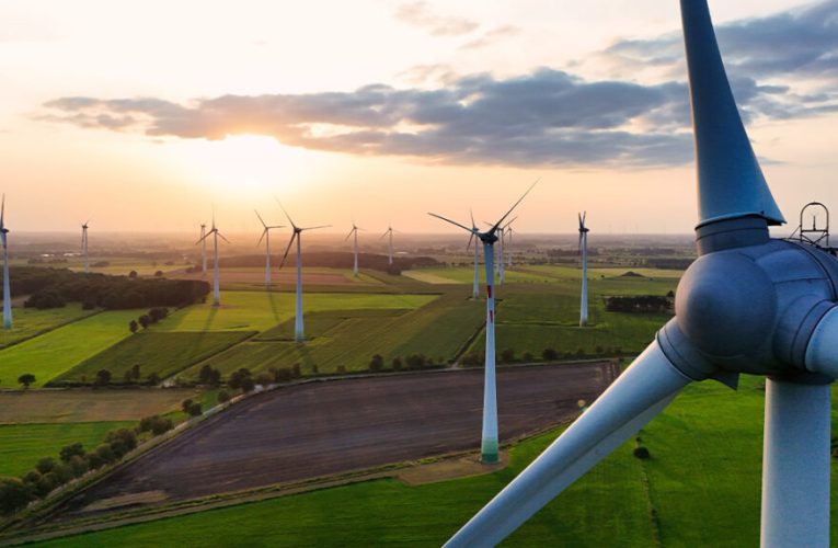 BBVA financia 246 MW de nueva capacidad renovable en España para ABEI Energy