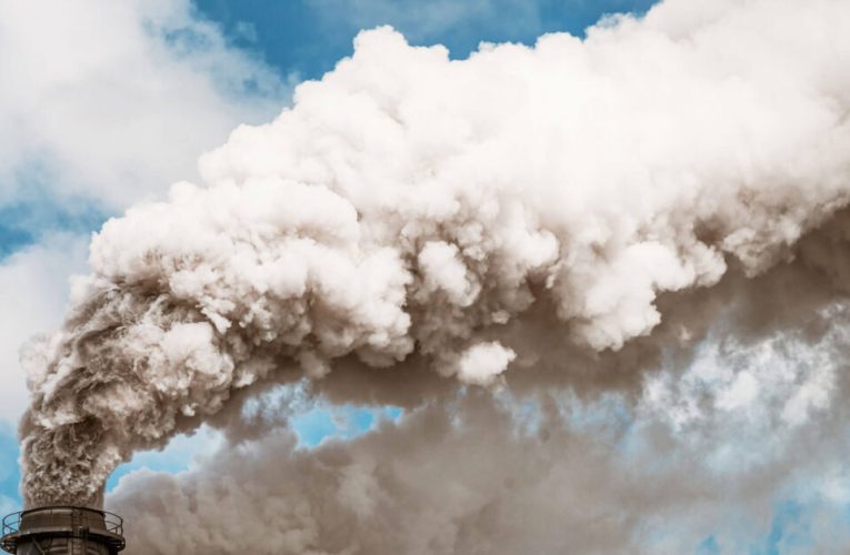 ¿Qué es el dióxido de carbono (CO2) y cómo impacta en el planeta?