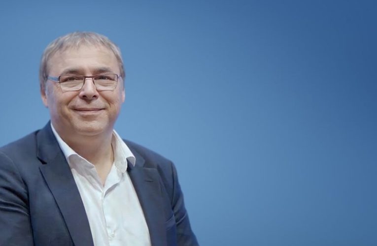 Gabriel Rolón: La ley del deseo