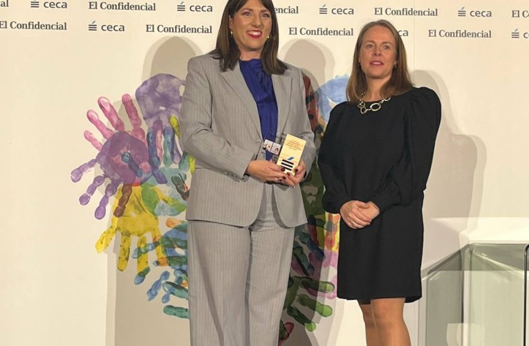 El hackathon financiero para jóvenes y el ciclo ‘Educación financiera y deporte’ de Edufinet, reconocidos en los Premios CECA 2024-2025