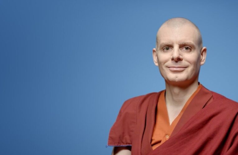 Lama Rinchen: “No nos falta felicidad, nos sobra sufrimiento”