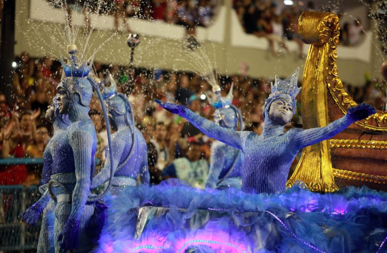 Cuáles son los mejores destinos turísticos para disfrutar del Carnaval 2026 con Millas BBVA