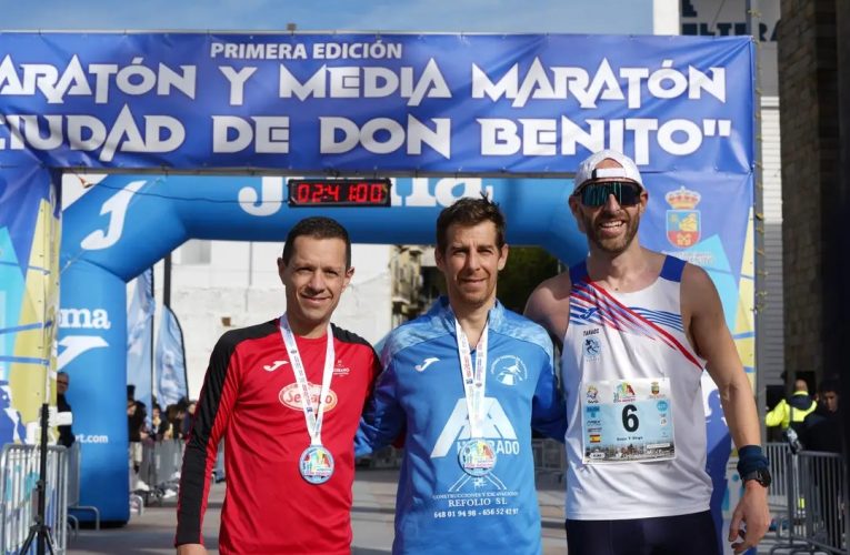 Más de 1.000 corredores participan en la I Maratón y Media Maratón ‘Ciudad de Don Benito’, con el patrocinio de Unicaja