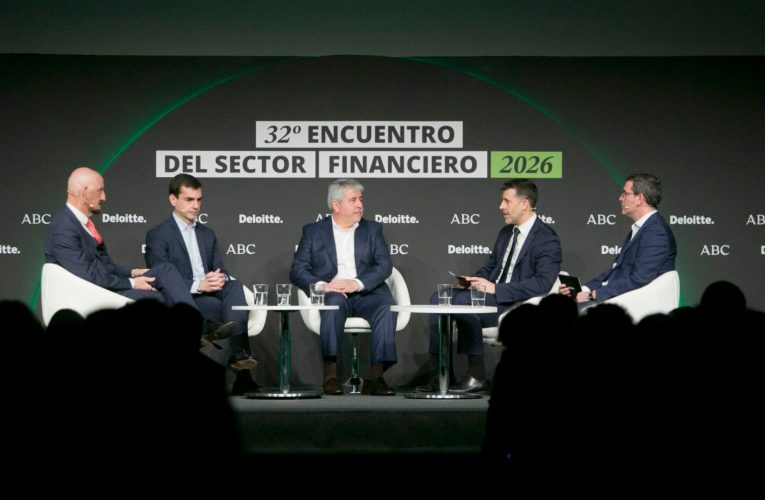 “La IA es una oportunidad para servir mejor a los clientes, elevar la productividad y acelerar la transformación del negocio”