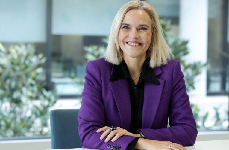 Luisa Gómez Bravo destaca la fortaleza del modelo de negocio de BBVA para hacer frente a episodios de incertidumbre