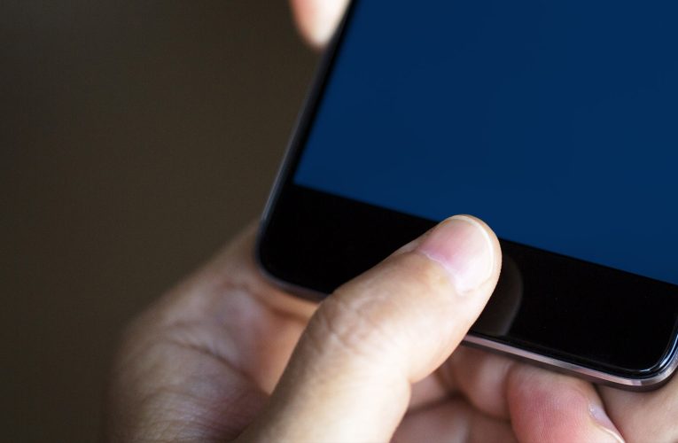 el estándar de autenticación ‘online’