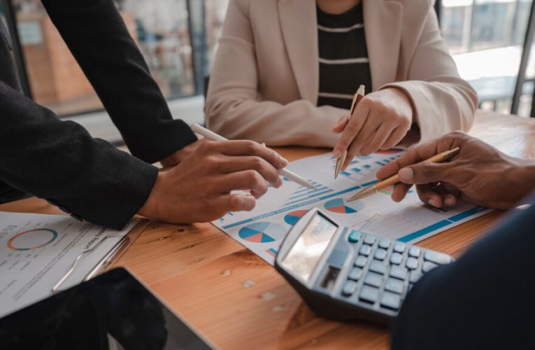 Ejemplos de financiación de impacto social: casos reales
