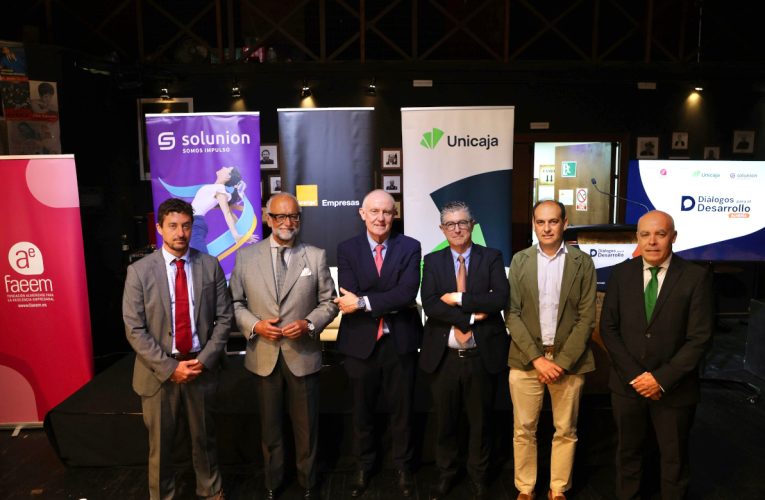 Colaboramos con una nueva edición de ‘Diálogos para el Desarrollo’ en Almería