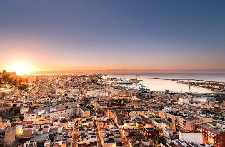 Publicado el último número del informe ‘Previsiones Económicas de Andalucía’