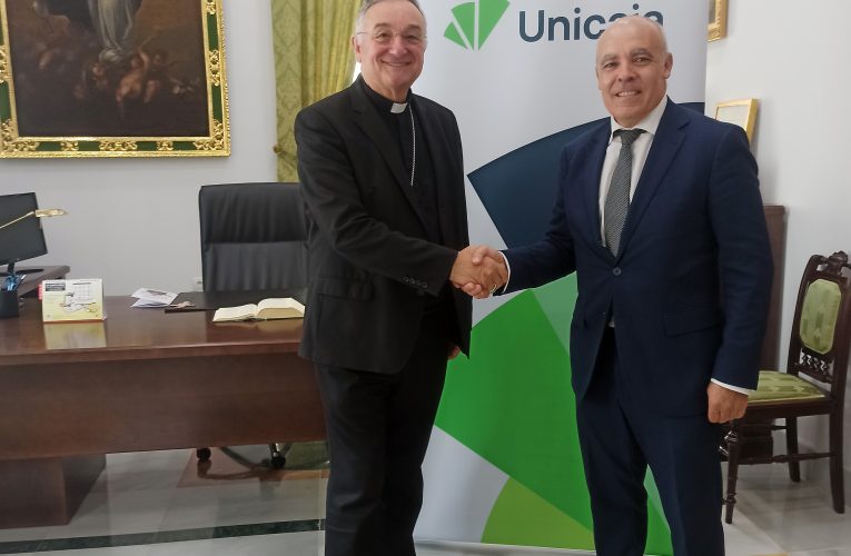 Colaboración con el Obispado de Almería para atender las necesidades de la diócesis